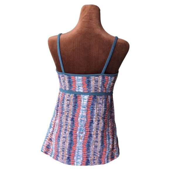 Patagonia organic cotton tank top with bra shelf sz M - Picture 3 of 6
